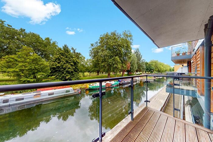 1 Bedroom Flat To Rent In Cetrine Apartment, New Gun Wharf, Bow, E3