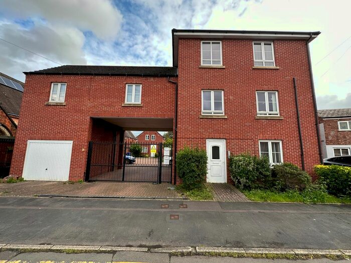 1 Bedroom Flat To Rent In Hunter Street, Burton-On-Trent, DE14