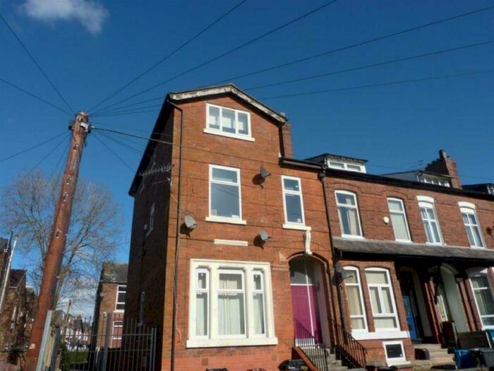 1 Bedroom Flat To Rent In Ash Grove, Longsight, M14
