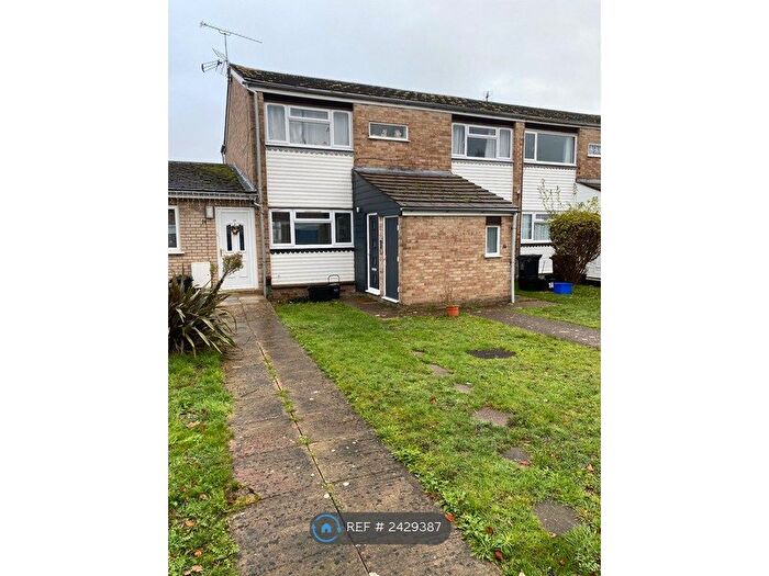 2 Bedroom Maisonette To Rent In Rickman Close, Woodley, Reading, RG5