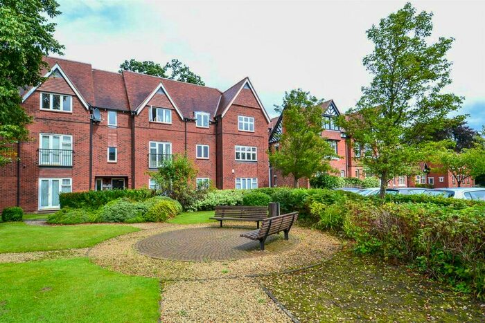 2 Bedroom Apartment To Rent In Manor Park Close, Moseley, Birmingham, West Midlands, B13