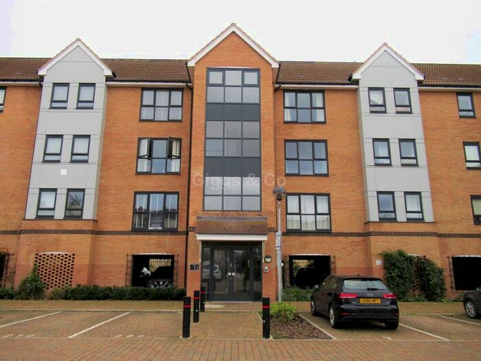 2 Bedroom Apartment To Rent In Marbled White Court, Little Paxton, PE19