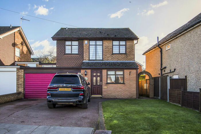 4 Bedroom Detached House To Rent In North Street, Nazeing, EN9