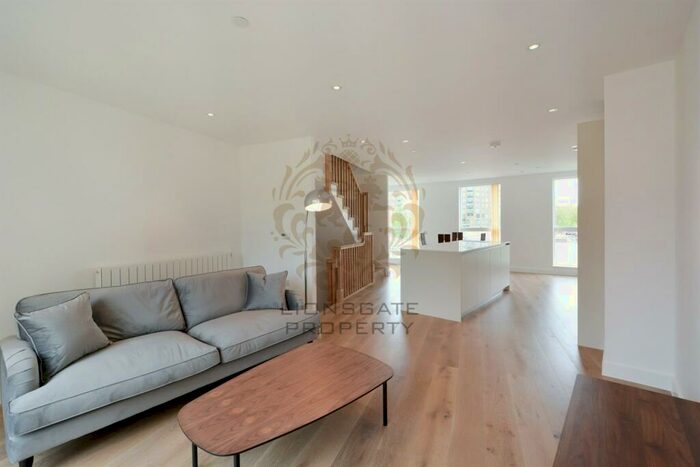 3 Bedroom House To Rent In Ottley Drive, SE3