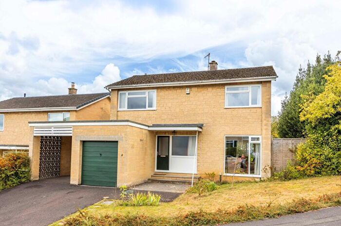 4 Bedroom Link Detached House For Sale In Castle Gardens, Bath, BA2