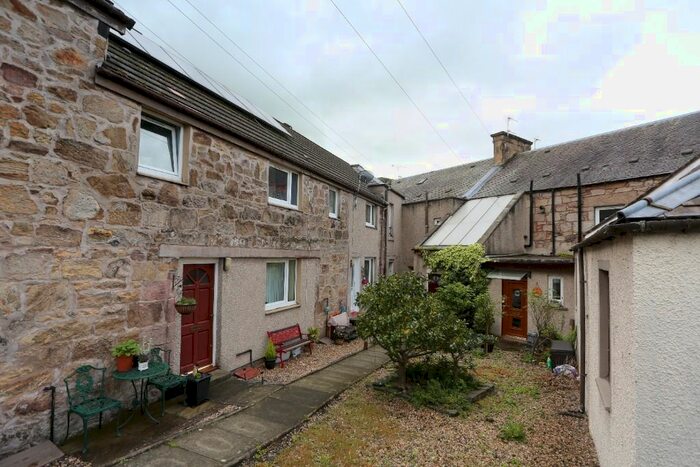 1 Bedroom Flat To Rent In Primrose Court, Tillicoultry, Clackmannanshire, FK13