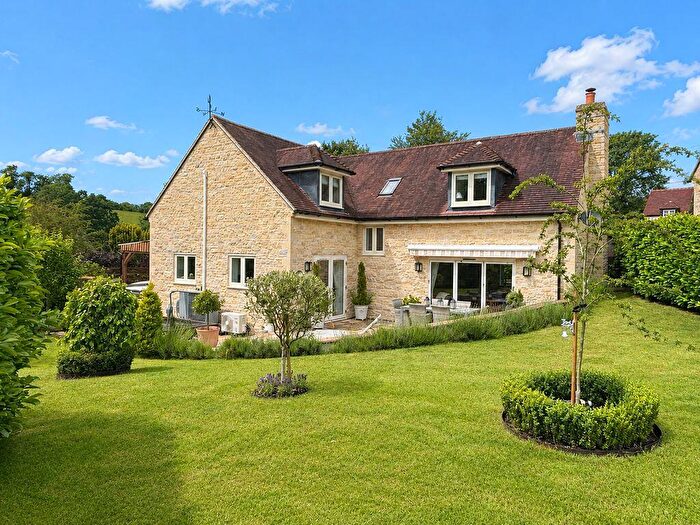 4 Bedroom Detached House For Sale In Teffont, SP3