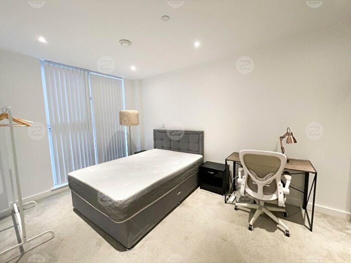 2 Bedroom Apartment To Rent In Burlington Square, Boundary Lane, Manchester, Greater Manchester, M15