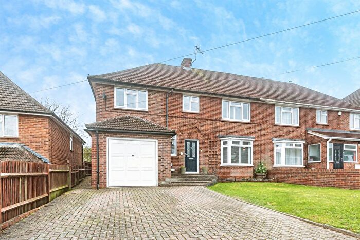 5 Bedroom Semi Detached House For Sale In Portacre Rise, Basingstoke, RG21