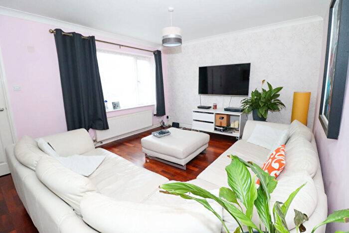 3 Bedroom Semi Detached House For Sale In Hayling Avenue, Little Paxton, St. Neots., PE19