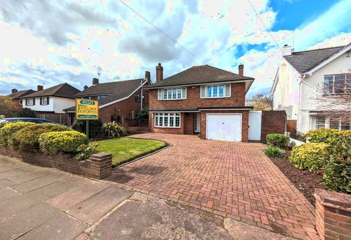 3 Bedroom House To Rent In Wansunt Road, Bexley, Kent, DA5