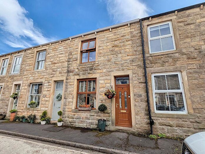 3 Bedroom Terraced House For Sale In Thorn Street, Sabden, BB7