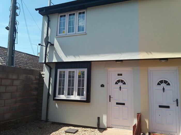 2 Bedroom Property To Rent In Bakers Mews, Cullompton, EX15