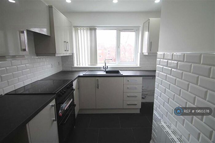 1 Bedroom Flat To Rent In Monton Road, Eccles, Manchester, M30