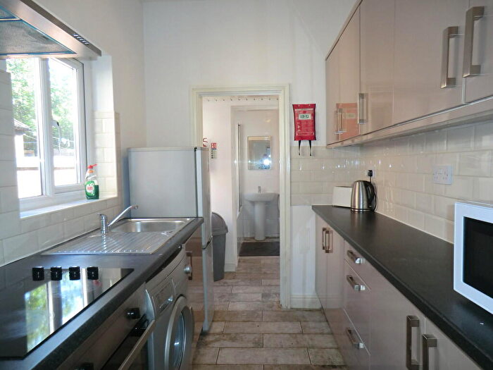 3 Bedroom Terraced House For Sale In Previous Hmo For Sale., CV2
