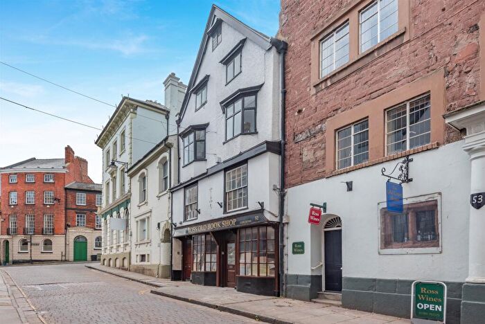 3 Bedroom Flat For Sale In High Street, Ross-on-Wye, HR9