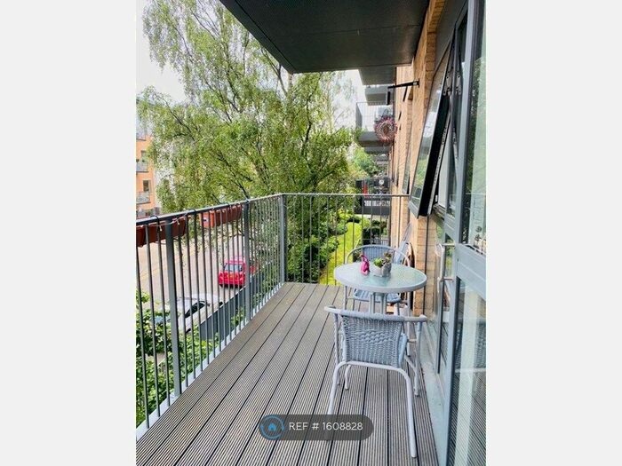 2 Bedroom Flat To Rent In Lyon Road, Harrow, HA1