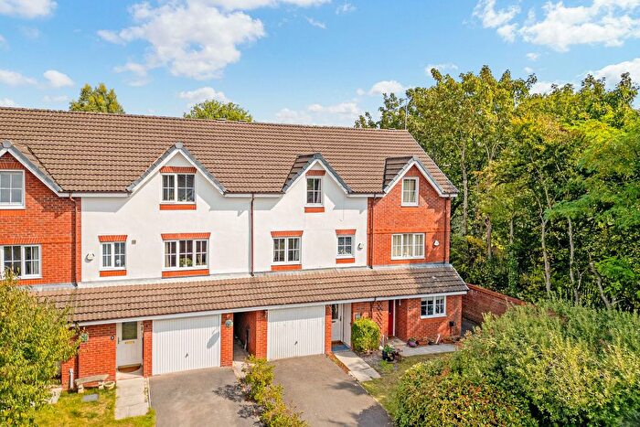 3 Bedroom Terraced House For Sale In Maplewood Close, Widnes, WA8