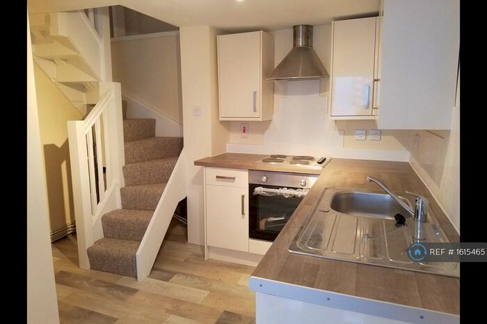 1 Bedroom Maisonette To Rent In St. Mary Street, Weymouth, DT4