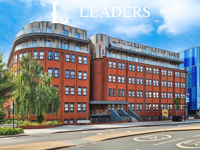 2 Bedroom Flat To Rent In Verve Apartments, Romford, RM1