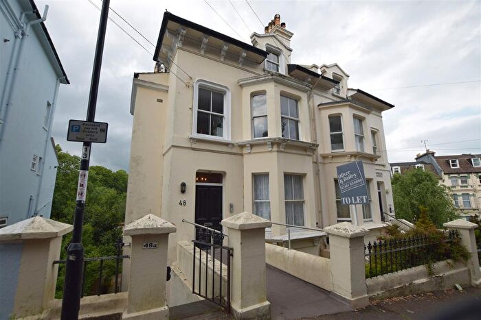 2 Bedroom Flat To Rent In Cornwallis Gardens, Hastings, TN34
