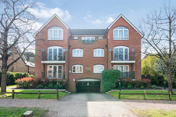 2 Bedroom Apartment To Rent In The Avenue, Beckenham, BR3