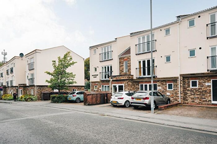1 Bedroom Apartment To Rent In Montpelier Court - Montpelier, BS6