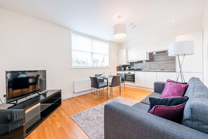 1 Bedroom Flat To Rent In Hamlet Gardens, Ravenscourt Park, London, W6