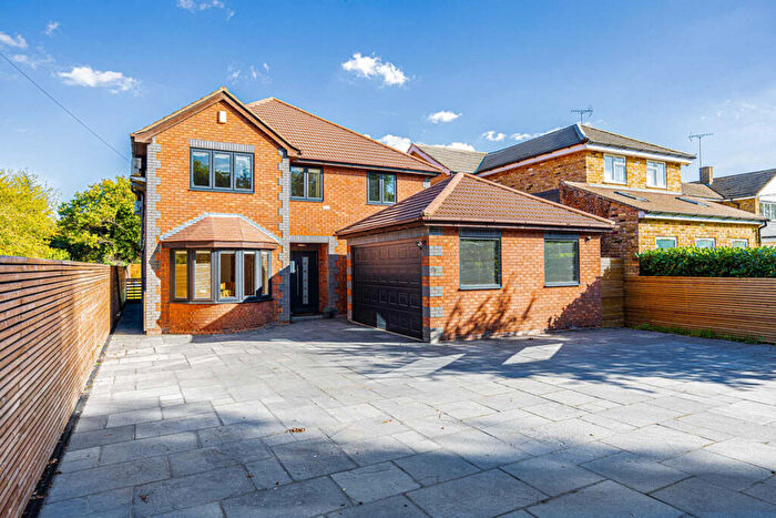 5 Bedroom Detached House For Sale In Hullbridge Road, Rayleigh, SS6