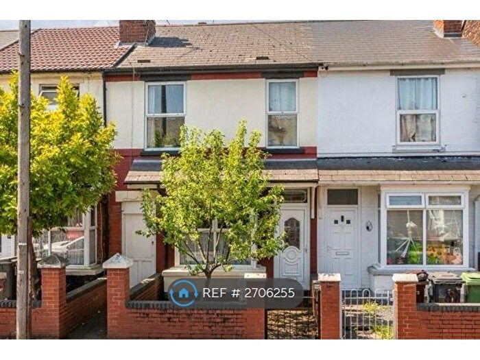 3 Bedroom Terraced House To Rent In Bruford Road, Wolverhampton, WV3