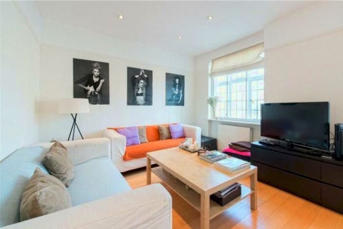 2 Bedroom Apartment To Rent In Arlington Road, Camden, London, NW1