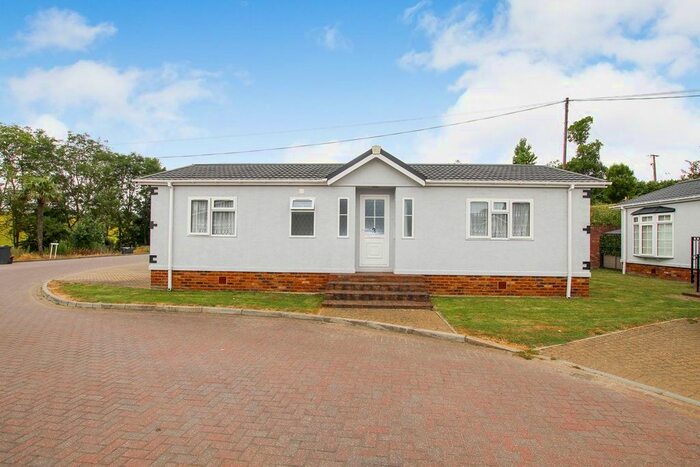 2 Bedroom Bungalow For Sale In Franklins Avenue, Pilgrims Retreat, Harrietsham, Maidstone, ME17