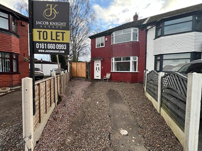 3 Bedroom Semi Detached House To Rent In Winfield Drive, Manchester, M18