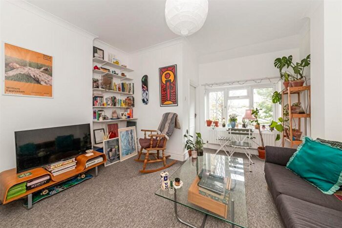1 Bedroom Apartment To Rent In Pepys Road, New Cross, SE14