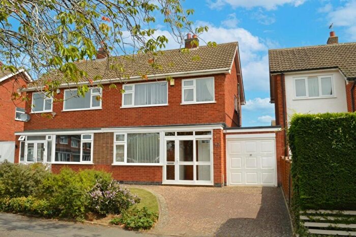 3 Bedroom Semi-Detached House For Sale In Kew Drive, Oadby, Leicester, LE2