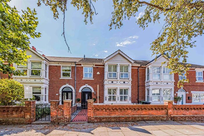 4 Bedroom Terraced House For Sale In Kirby Road, Portsmouth, PO2