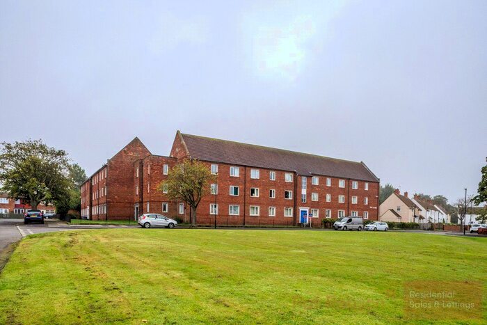 2 Bedroom Flat To Rent In Kirkley Lodge, Fawdon, Newcastle Upon Tyne, NE3