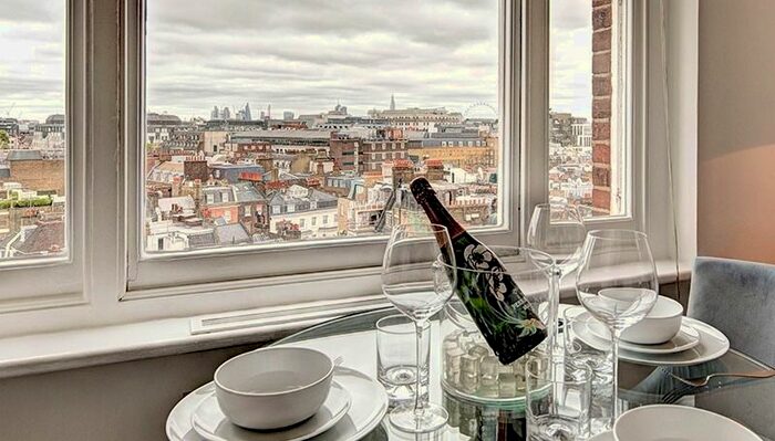 1 Bedroom Flat To Rent In Hill Street, London, Greater London, W1J