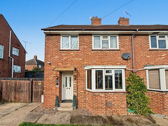 3 Bedroom Semi Detached House For Sale In St Edmunds Road, Stowmarket, IP14