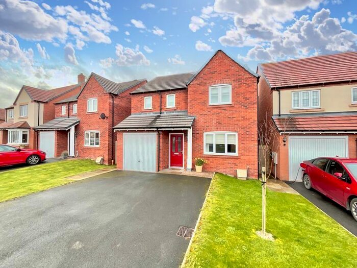 3 Bedroom Detached House For Sale In Wright Avenue, Newport, TF10