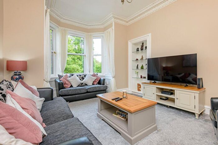 4 Bedroom Flat For Sale In Laurel Terrace, Edinburgh, EH11