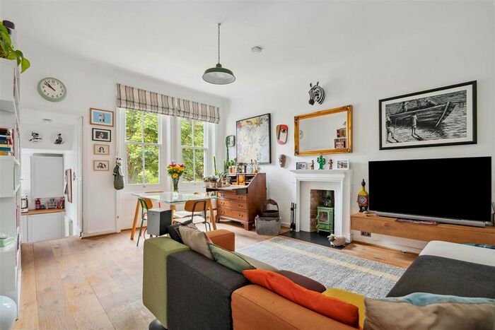 2 Bedroom Flat To Rent In Edith Road, London, W14