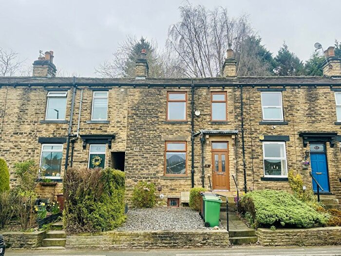 2 Bedroom Terraced House To Rent In Bagley Lane, Farsley, LS28