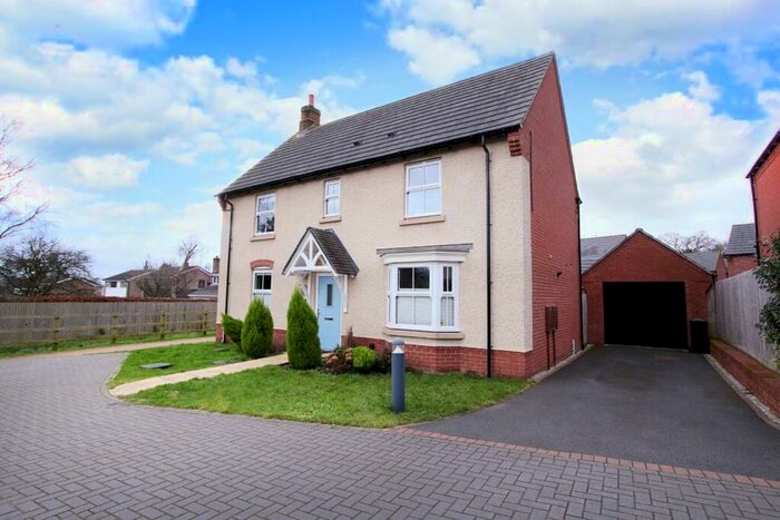 4 Bedroom Detached House To Rent In East Lawn Drive, Doveridge, Ashbourne., DE6