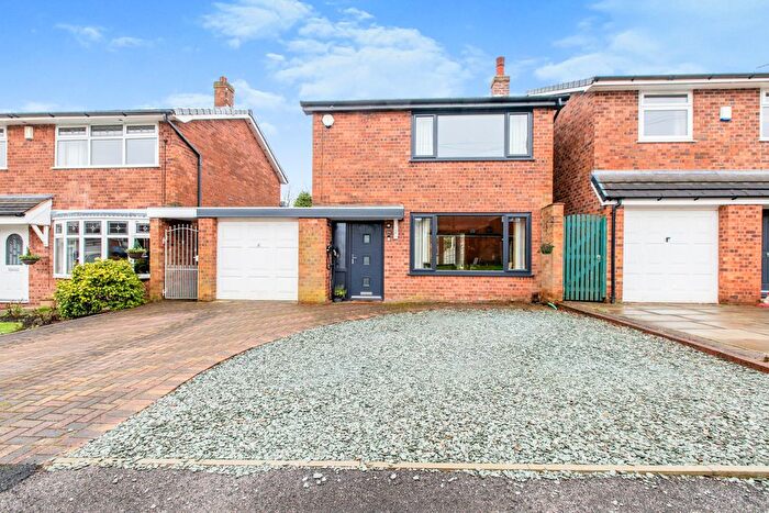3 Bedroom Detached House For Sale In The Grove, Chorley, PR7