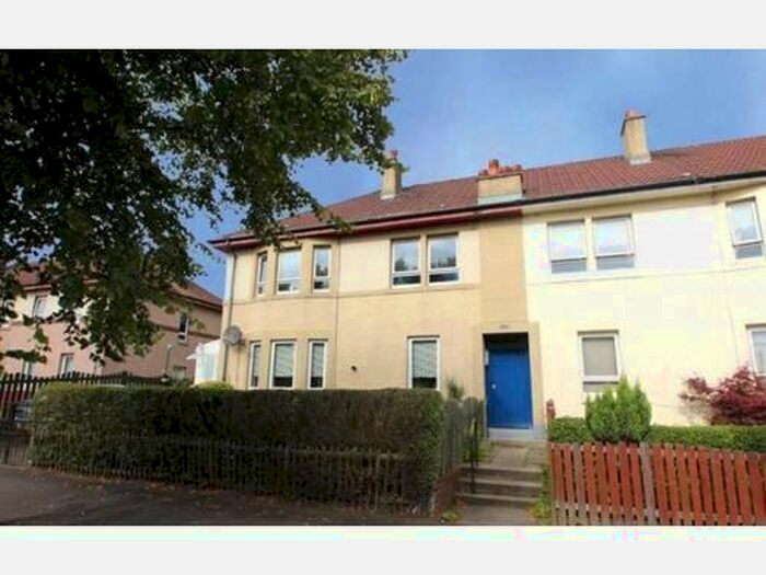 2 Bedroom Flat To Rent In Netherhill Road, Paisley, PA3