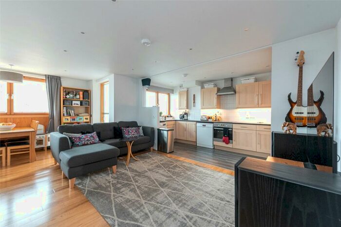 2 Bedroom Apartment To Rent In Donnington Road, London, NW10