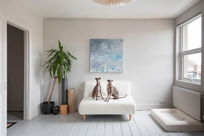 2 Bedroom Flat For Sale In Canterbury Road, Margate, Kent, CT9