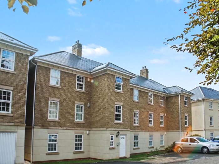 2 Bedroom Flat To Rent In Scholars Court, Derngate, NN1