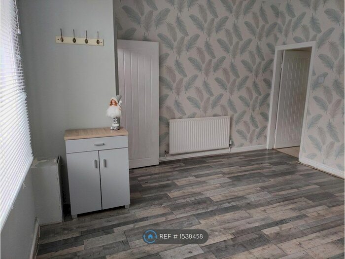 3 Bedroom Terraced House To Rent In Cleggs Lane, Little Hulton, Manchester, M38